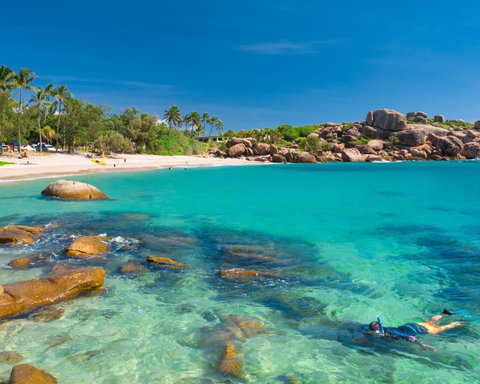 Horseshoe Bay - Bowen - Sydney Tourism 0