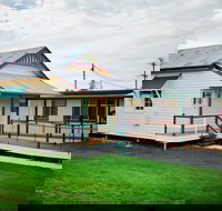 The Old Injune Courthouse and Museum - Sydney Tourism