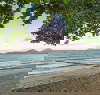 Holloways Beach - Sydney Tourism