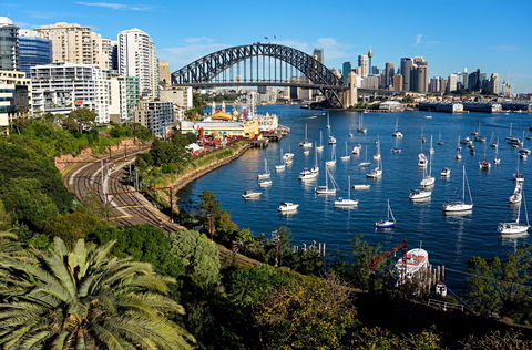 Sydney Harbour Bridge - Sydney Tourism 0