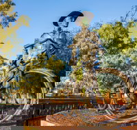 Laverton - Sydney Tourism