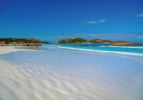 Lucky Bay - Sydney Tourism 2