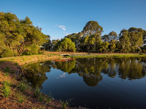 Riverdale Park - Sydney Tourism 1