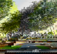 Sculpture Garden Campbelltown - Sydney Tourism