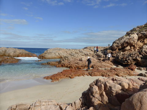 Hillocks Drive - Sydney Tourism 1