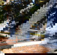 Lucindale Cemetery - Sydney Tourism