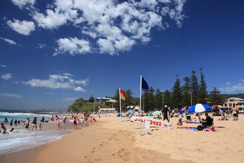 Austinmer Beach - Sydney Tourism 2