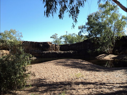 Kooroorinya Falls Nature Reserve - Sydney Tourism 2