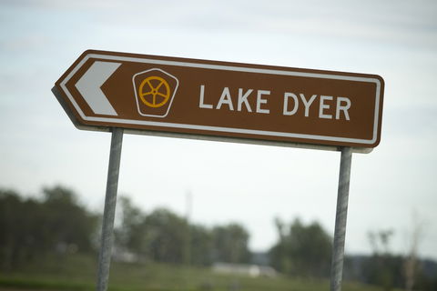 Lake Dyer - Sydney Tourism 1
