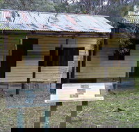 Scutts Hut - Sydney Tourism