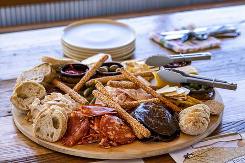 Bathurst Wine Trail Full-Day Private Tour With Tastings - Sydney Tourism 6