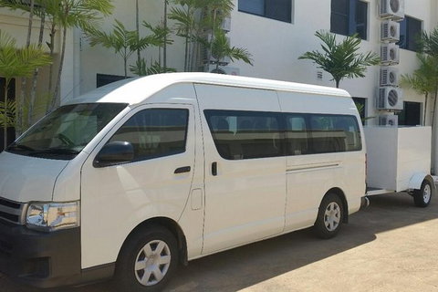 Airport Transfer To Or From Cairns Hotels For Up To 13 People (7am-10pm) - Sydney Tourism 0