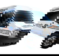 Premium Van Private Transfer Cairns Airport - Cairns City. - Sydney Tourism