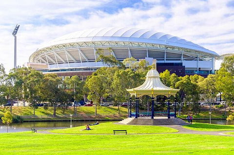 Adelaide Airport Transfers : Airport ADL To Adelaide City In Luxury Car - Sydney Tourism 8