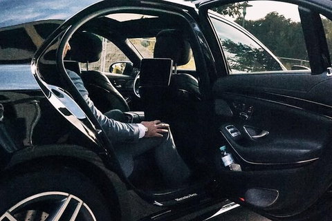 Departure Private Transfers: Adelaide To Adelaide Airport ADL In Business Car - Sydney Tourism 4