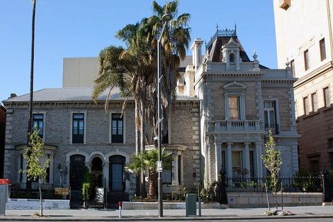 Departure Private Transfers: Adelaide To Adelaide Airport ADL In Business Car - Sydney Tourism 3