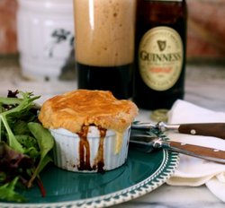 O'Malleys On The Beach - Sydney Tourism 1