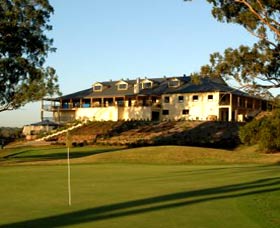Macarthur Grange Country Club - Sydney Tourism 0