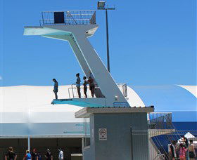 Canberra Olympic Pool And Health Club - Sydney Tourism 2