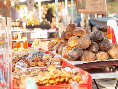 Nundah Farmers Market - Sydney Tourism 1