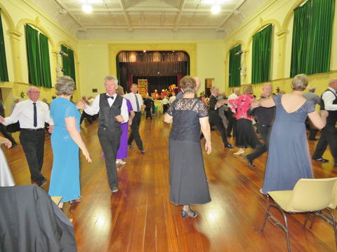 Old Style/New Vogue Dance Wallaroo - Sydney Tourism 0