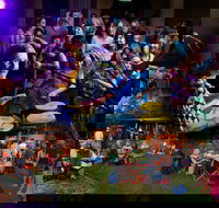 Brackets and Jam Kincumber Mountain - Sydney Tourism