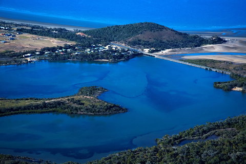Causeway Lake Markets - Sydney Tourism 0