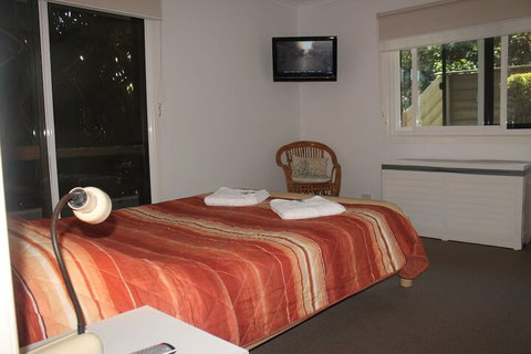 84 The Spit Holiday Apartments - Sydney Tourism 4
