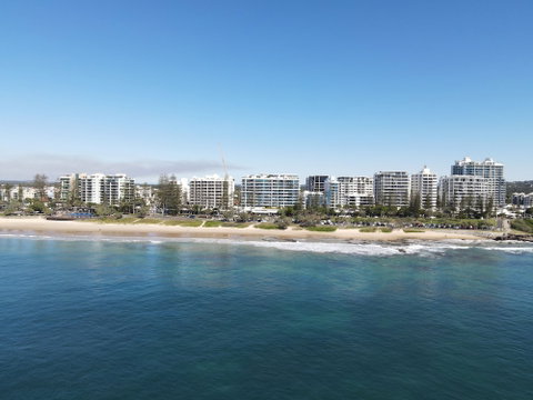 Malibu Mooloolaba - Sydney Tourism 1