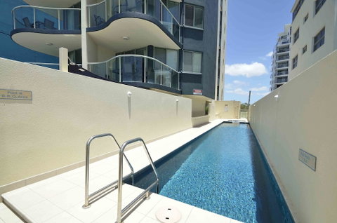 Malibu Mooloolaba - Sydney Tourism 3