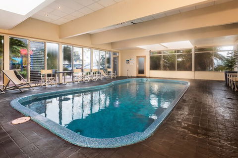 Bellevue On The Lakes - Sydney Tourism 2