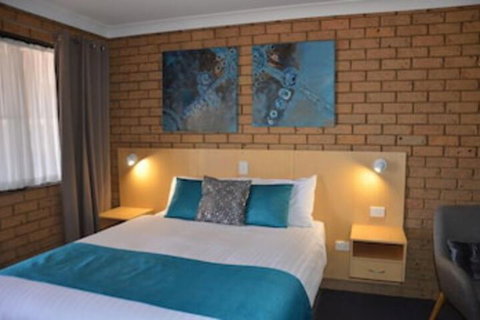 Sunray Motor Inn - Sydney Tourism 0
