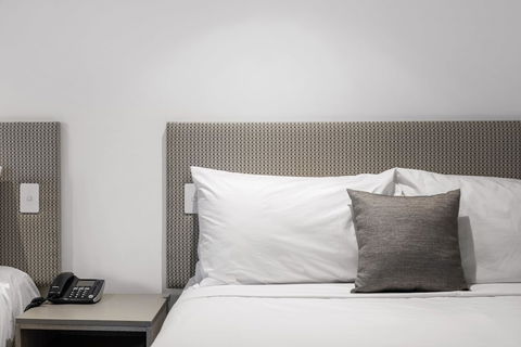 Comfort Inn Silver Birch - Sydney Tourism 2