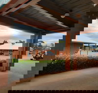 Mud Hut Motel - Sydney Tourism