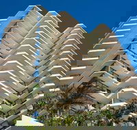 Beach House Seaside Resort Coolangatta