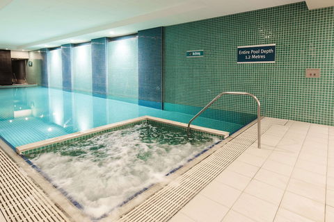 Oaks Glenelg Plaza Pier Suites - Sydney Tourism 2