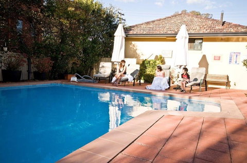 Country Plaza Queanbeyan - Sydney Tourism 3