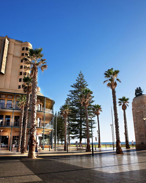 Stamford Grand Adelaide - Sydney Tourism 1