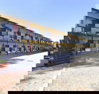 Wentworth Central Motor Inn