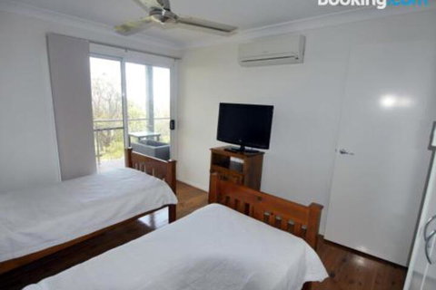 Blue Water Views 1 - Sydney Tourism 3