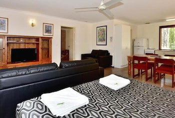 Travellers Rest Motel - Sydney Tourism 6
