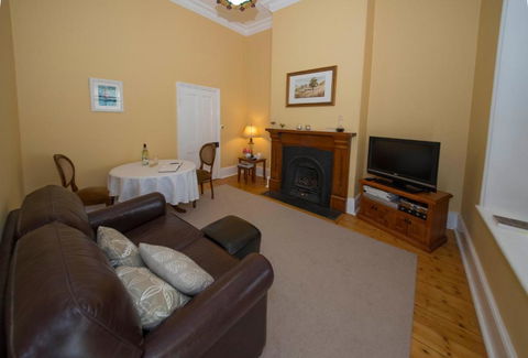 Yankalilla Bay Homestead - Sydney Tourism 6