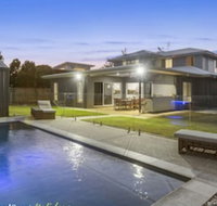 Ebony Rose Tweed Coast Holidays - Sydney Tourism
