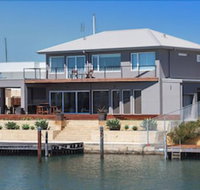 Oceans Edge - Sydney Tourism