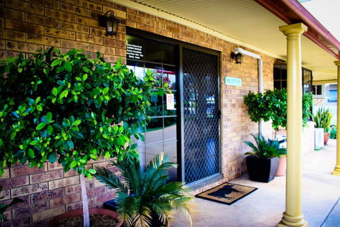 Clermont Country Motor Inn - Sydney Tourism 2