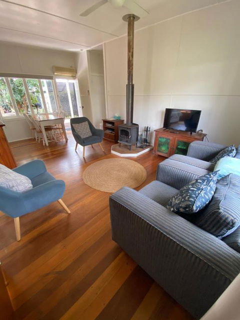 Miss Bullens Cottage - Sydney Tourism 5