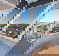 Stunning Ocean View Apartment H324