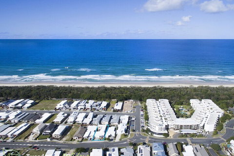Luxe House Tweed Coast Holidays Ã‚ - Sydney Tourism 1