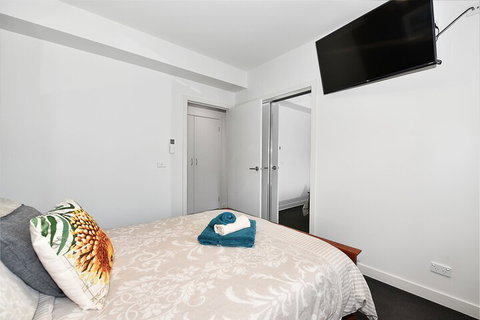 Close To Airport City & Shops - Sydney Tourism 4