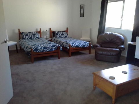 Tree Lodge - Sydney Tourism 2